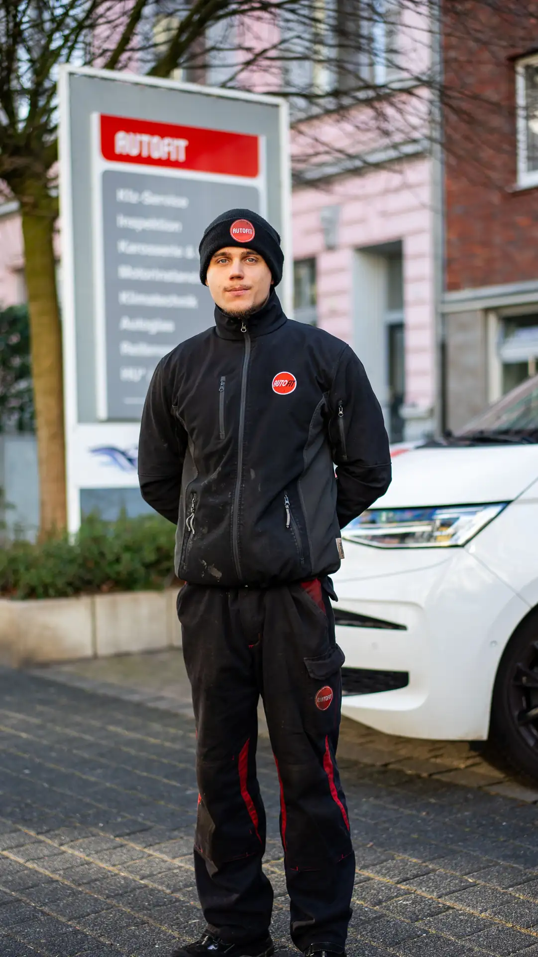 Noah Hupertz, KFZ-Mechatroniker bei Autocentrum Ehreke